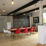 Art-be-and-b -studios Bed & Breakfast 3*