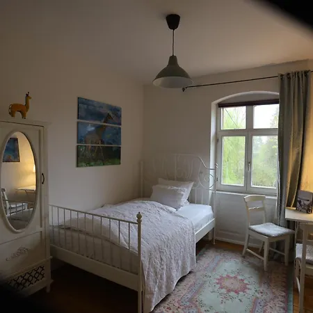 Art-be-and-b -studios Bed & Breakfast
