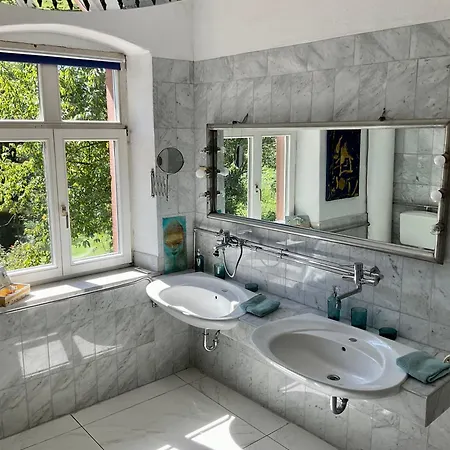 Art-be-and-b -studios 3*