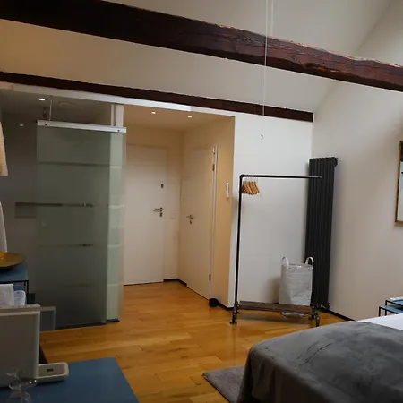 Art-be-and-b -studios Riegel