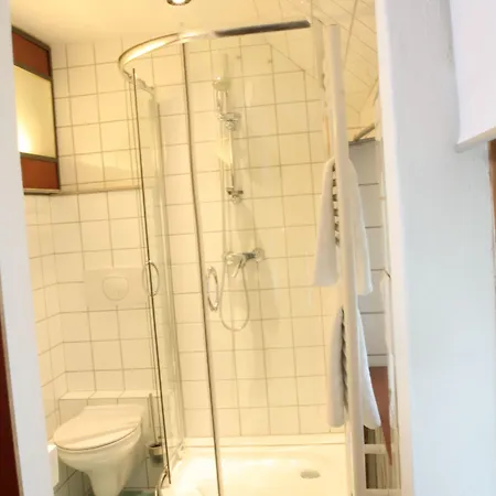 Art-be-and-b -studios Bed & Breakfast 3*