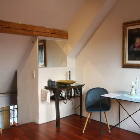 Art-be-and-b -studios 3*