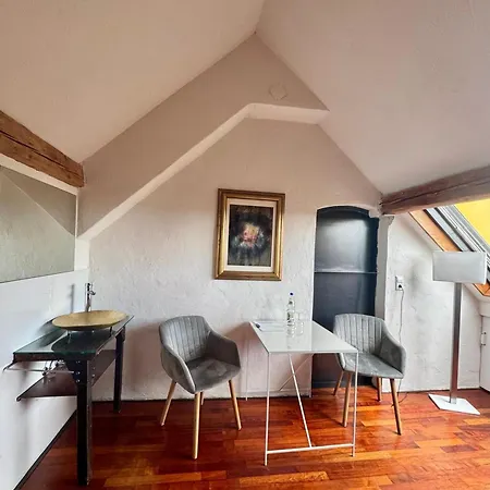 Bed & Breakfast Art-be-and-b -studios 3*