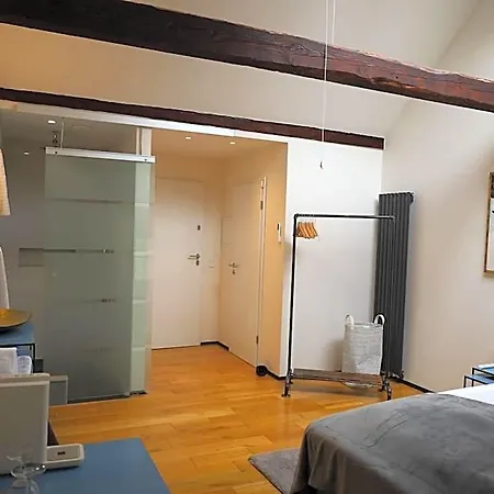 Bed & Breakfast Art-be-and-b -studios