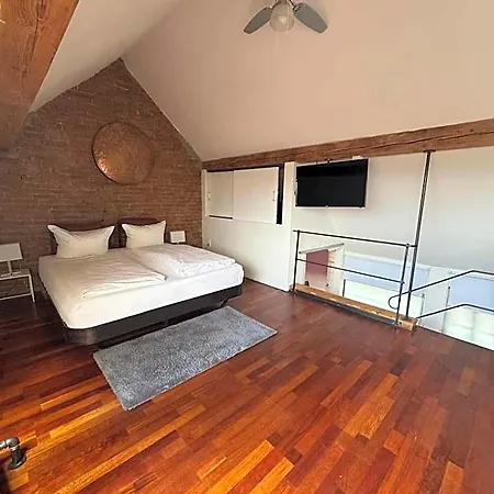 Bed & Breakfast Art-be-and-b -studios 3*