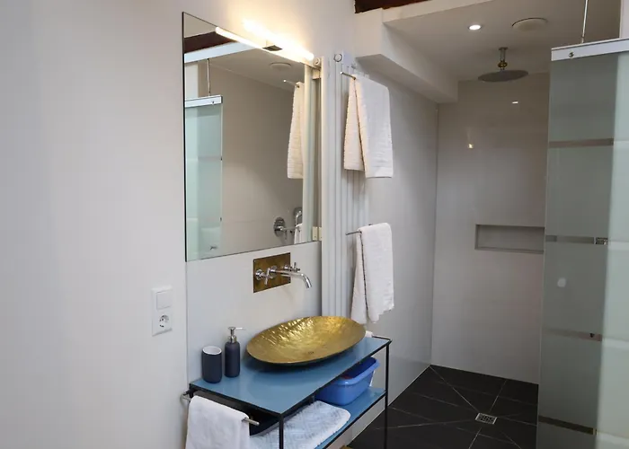 Art-be-and-b -studios Bed & Breakfast