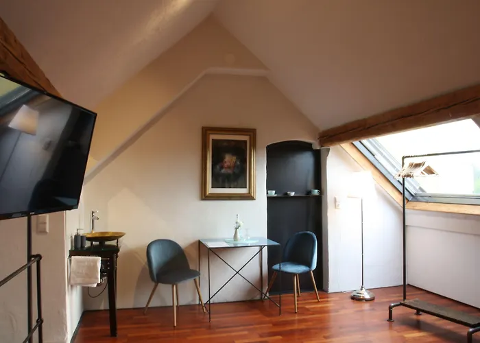 Bed & Breakfast Art-be-and-b -studios